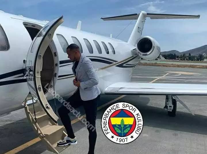 Mercato: Tisserand débarque à istanbul pour boucler son transfert