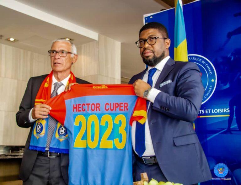 Sport: Héctor Raùl Cúper signe un contrat de deux ans avec les Léopards de la RDC