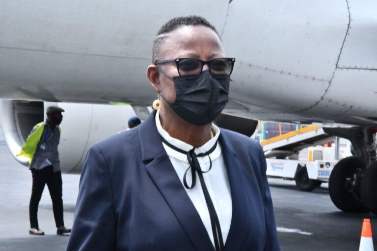 Mines: Antoinette N&rsquo;samba aux E.A.U en vue de plaider auprès des investisseurs pour l&rsquo;implantation des raffineries d&rsquo;or et la taillerie des diamants en RDC