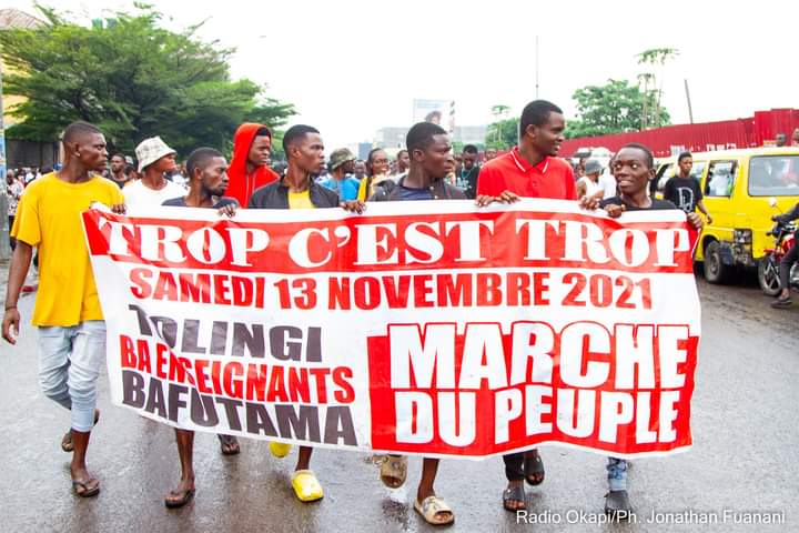 Marche Anti-CENI: sans incidents majeurs, la politique d&rsquo;encadrement des manifestations sous l&rsquo;ère Fatshi contraste à celle des années Kabila