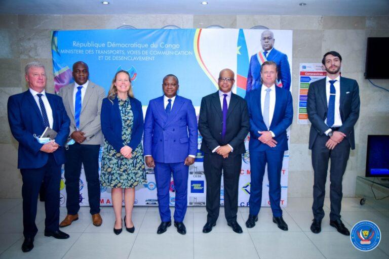Transports : Chérubin Okende et les responsables de Fortescue Metals Group envisagent une mobilité aisée des congolais et de leurs biens