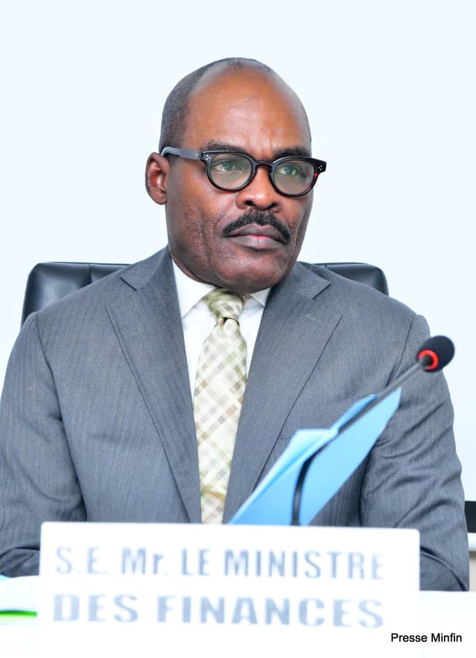 RDC : Le séminaire de renforcement des capacités des Inspecteurs et Vérificateurs des Régies Financières lancé par Nicolas Kazadi