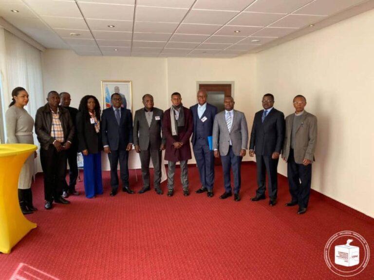 Enrôlement des congolais de l&rsquo;étranger: les agents de la CENI en repérage aux USA, France et Belgique