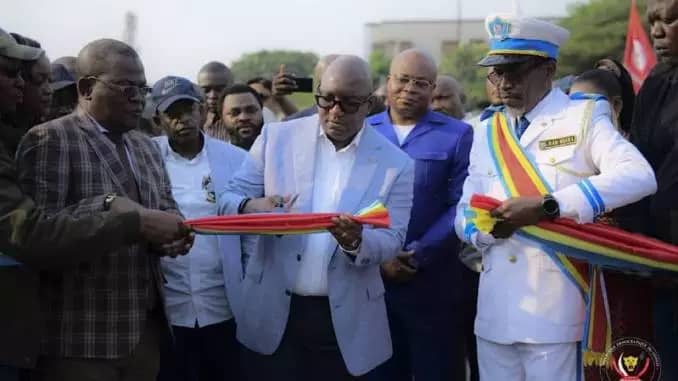 Projet Zéro trou: Sama Lukonde inaugure le pont reliant Lemba à Matete