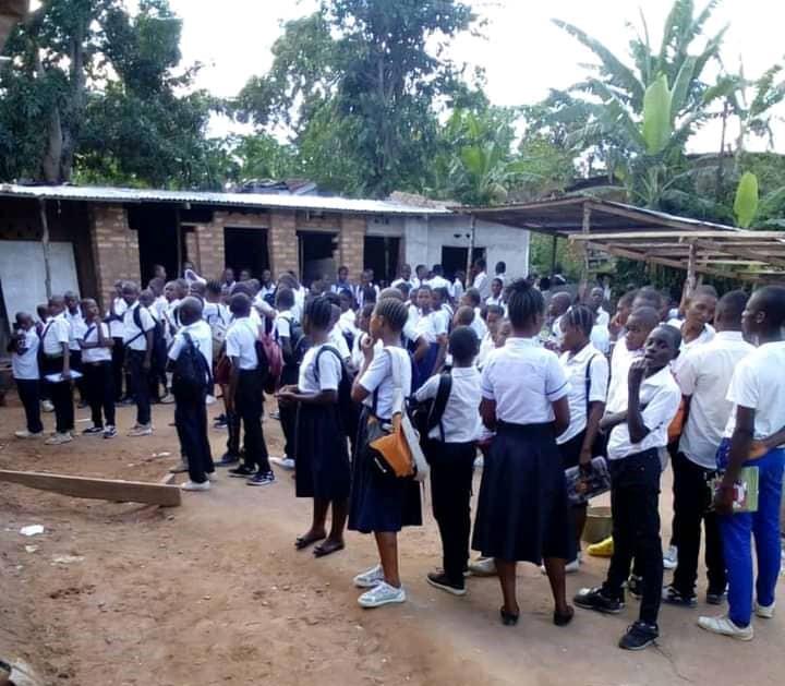 Kamako: Environ 7000 élèves étudient dans des mauvaises conditions