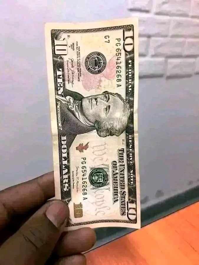 Kinshasa : 1 USD se change à 2 850 FC à Lemba