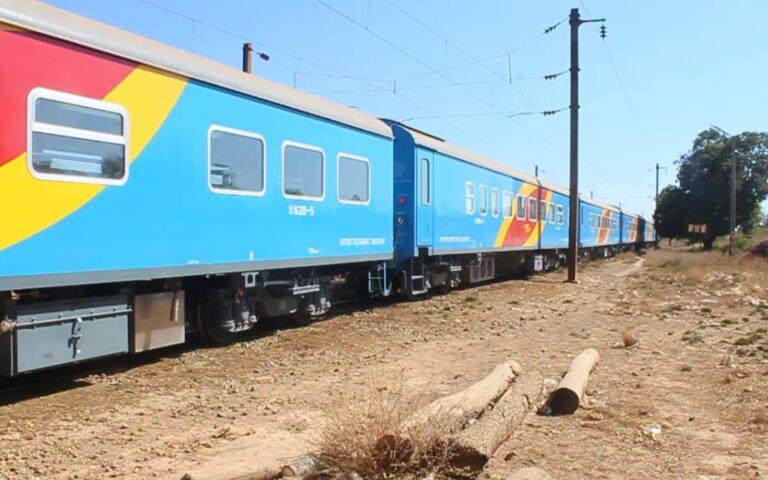 RDC : la Société nationale des chemins de fer réceptionne cinq nouvelles locomotives