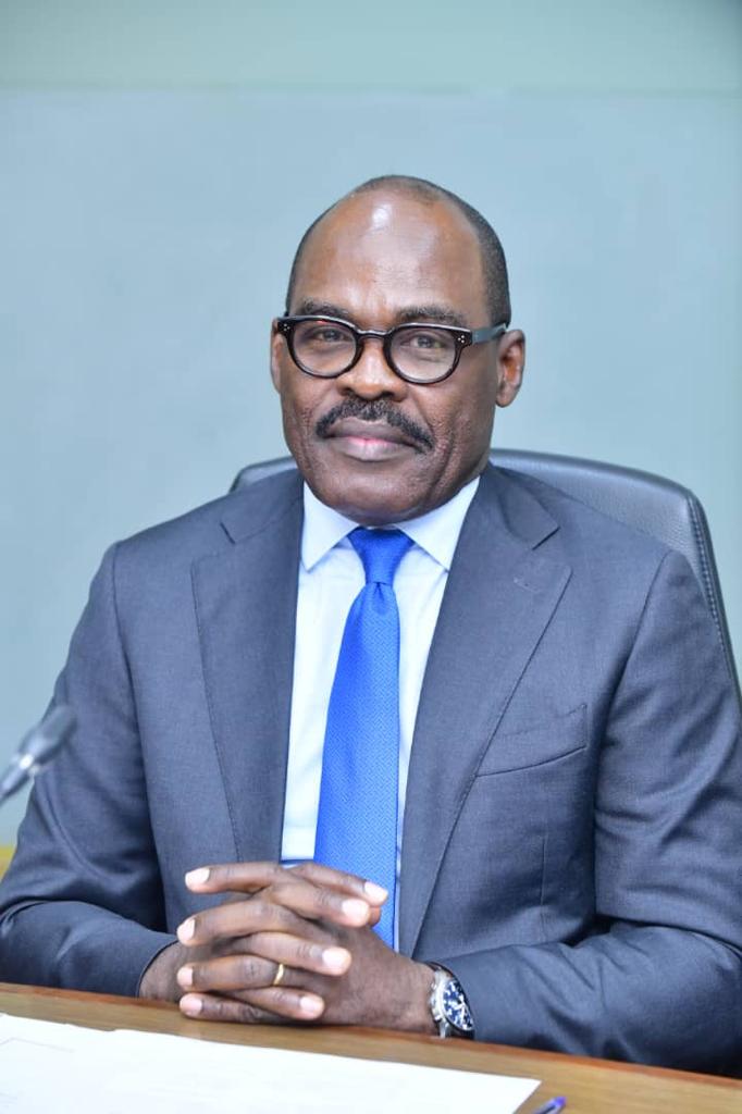 DROIT DE REPONSE DU MINISTERE DES FINANCES