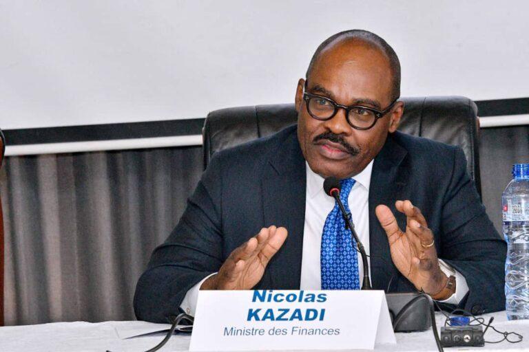 RDC : Le ministre des Finances dénonce des informations mensongères sur le décaissement des fonds alloués au Projet d&rsquo;installation de 1000 stations d&rsquo;eau