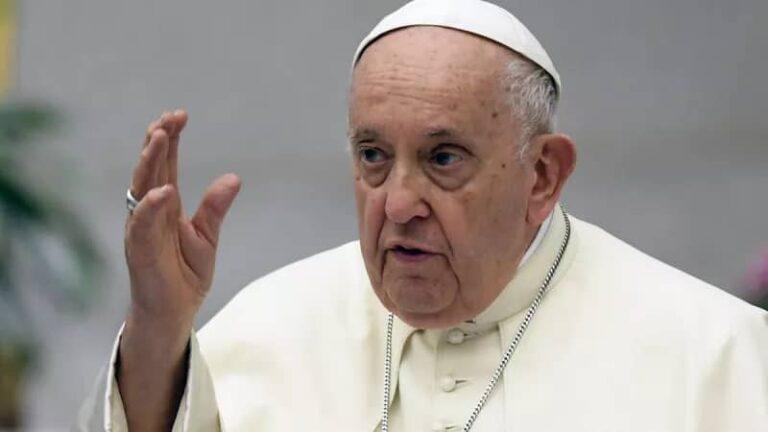 Vatican : le Pape demande aux chrétiens de prier pour les populations en situation de guerre