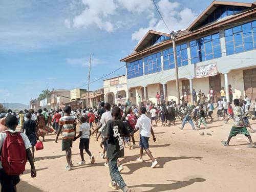 Beni : le parlement d&rsquo;enfants condamne l&rsquo;utilisation des enfants dans les manifestants de rue
