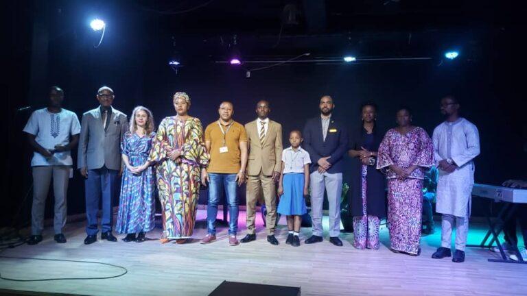 Bukavu : l&rsquo;Institut français lance la bibliothèque mobile dit Kitabus