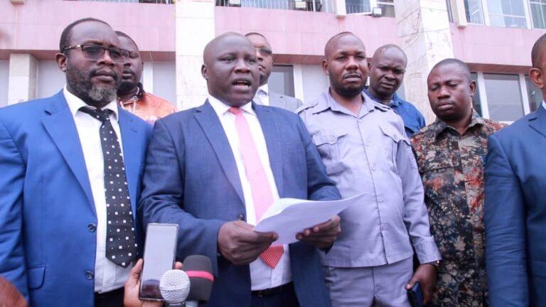 Assemblée Nationale : les parlementaires de l&rsquo;Ituri plaident pour la libération de James Kenda détenu à Kinshasa