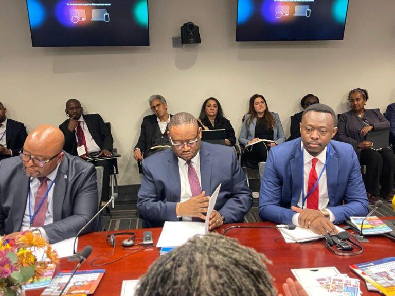 Gratuité de l&rsquo;enseignement secondaire en RDC : Doudou Fwamba sollicite l&rsquo;appui de la Banque Mondiale