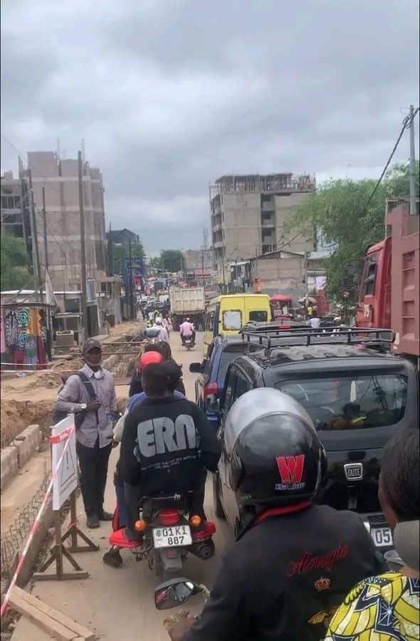 Kinshasa : la transformation de l&rsquo;avenue Nguma en une seule bande aux heures de pointe est-ce une grosse erreur ?