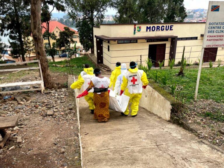 Bukavu : le CICR mobilisé dans la prise en charge des blessés par balles et le ramassage des corps