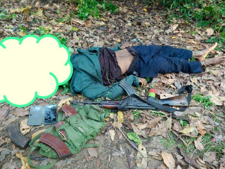 Irumu: 1 ADF neutralisé et son arme Ak47 récupérée par FARDC