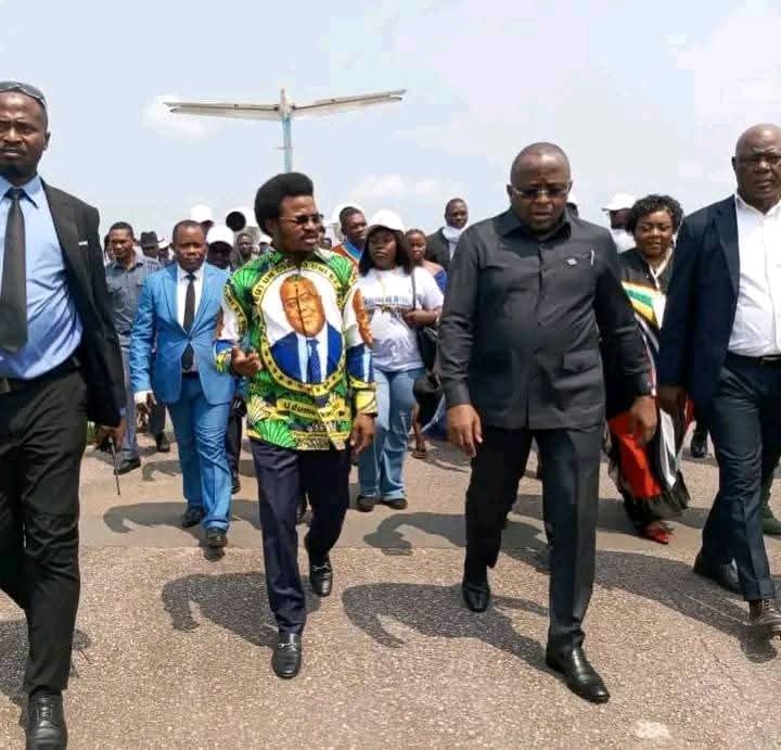 Tshopo : Jacquemin Shabani à Kisangani pour présider la cérémonie de réconciliation entre les communautés Mbole et Lengola