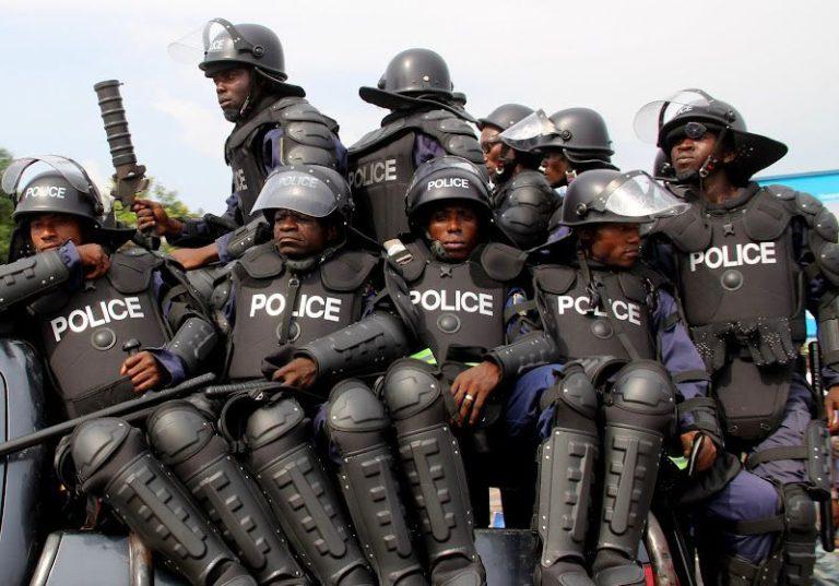 Kinshasa : lancement de l’opération d’identification des militaires et policiers à Kisenso