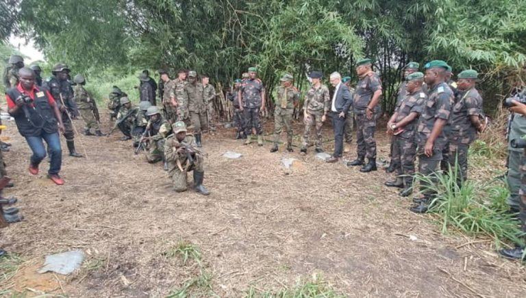 RDC : l’ambassadeur de France Rémi Maréchaux visite le camp Bauma à Kisangani