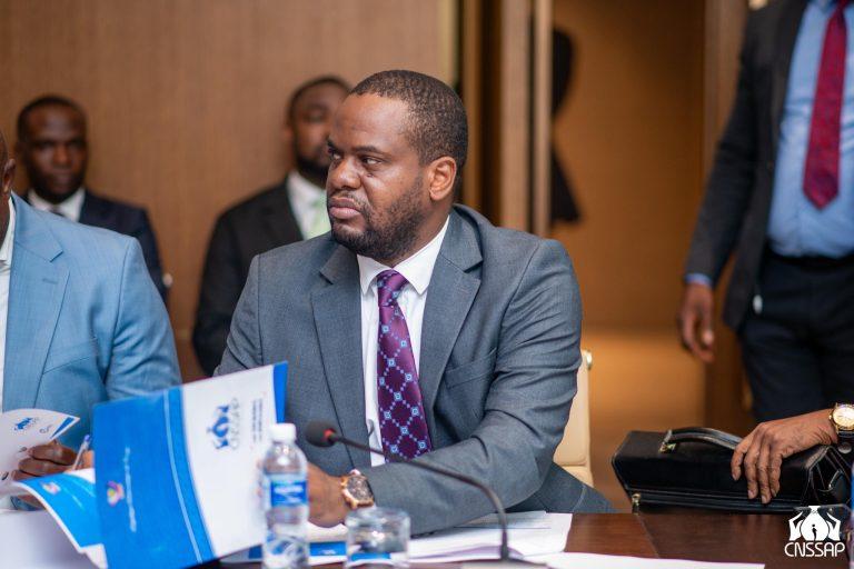 Sénat : Junior Mata défend les avancées de la réforme sociale portée par Tshisekedi