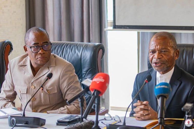 Constitution : Ejiba Yamampia en tête d’affiche de la campagne pour le changement