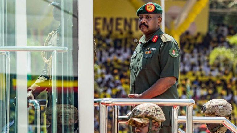 Ouganda : le général Muhoozi Kainerugaba annonce sa candidature à la présidentielle de 2031