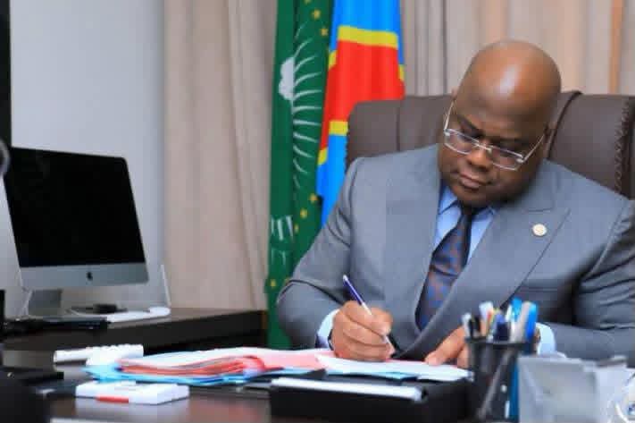 Dialogue : Tshisekedi signe l&rsquo;ordonnance fixant le cadre institutionnel, financier et administratif